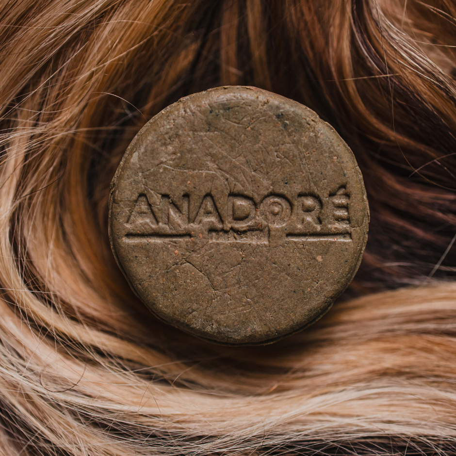 WHITE = BLACK Woman | Твърд шампоан срещу сива коса